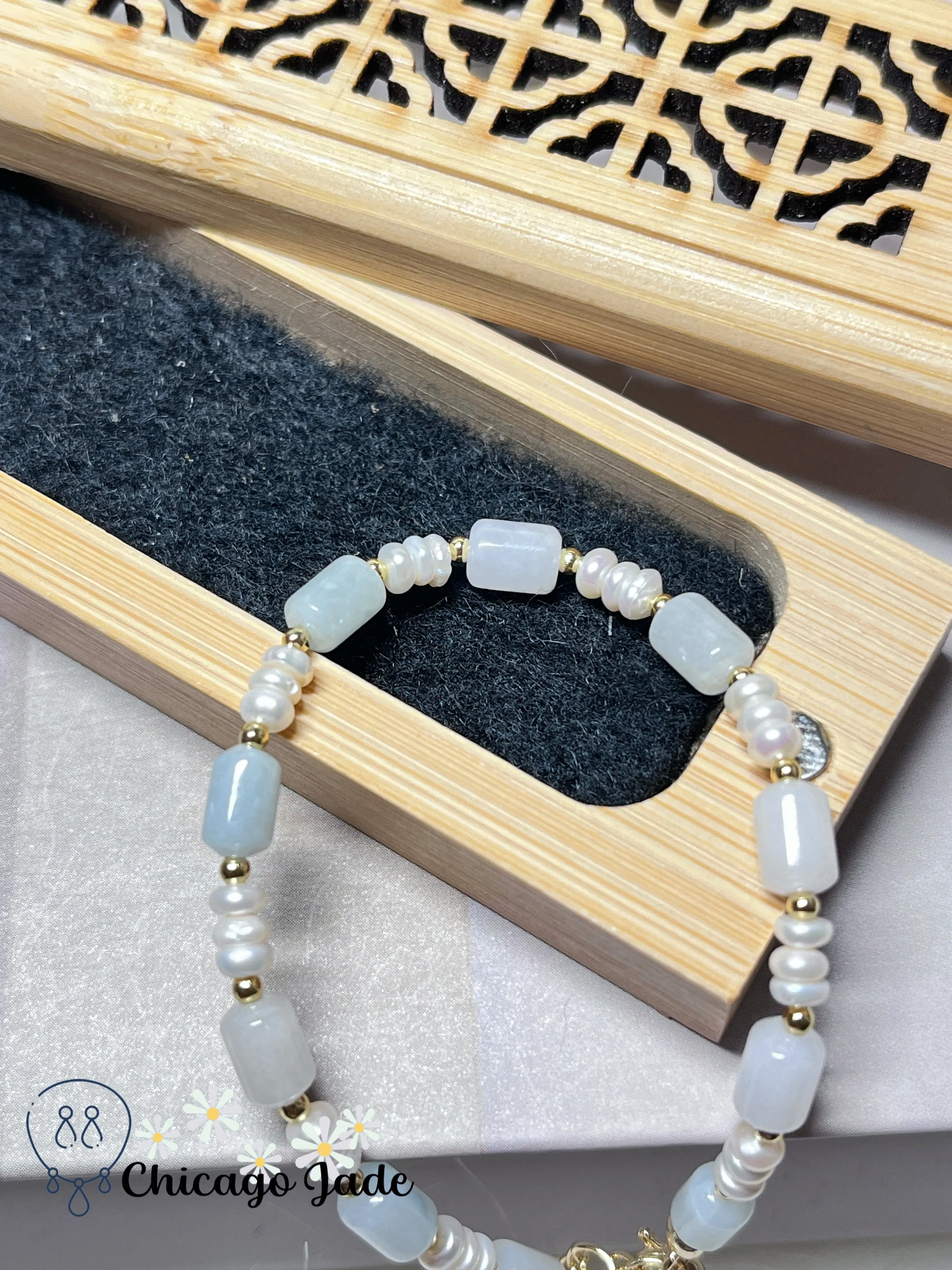 Elegant Pearl and Natural Jadeite Jade Feicui Beaded Bracelet Adjustable Handmade Untreated Grade A