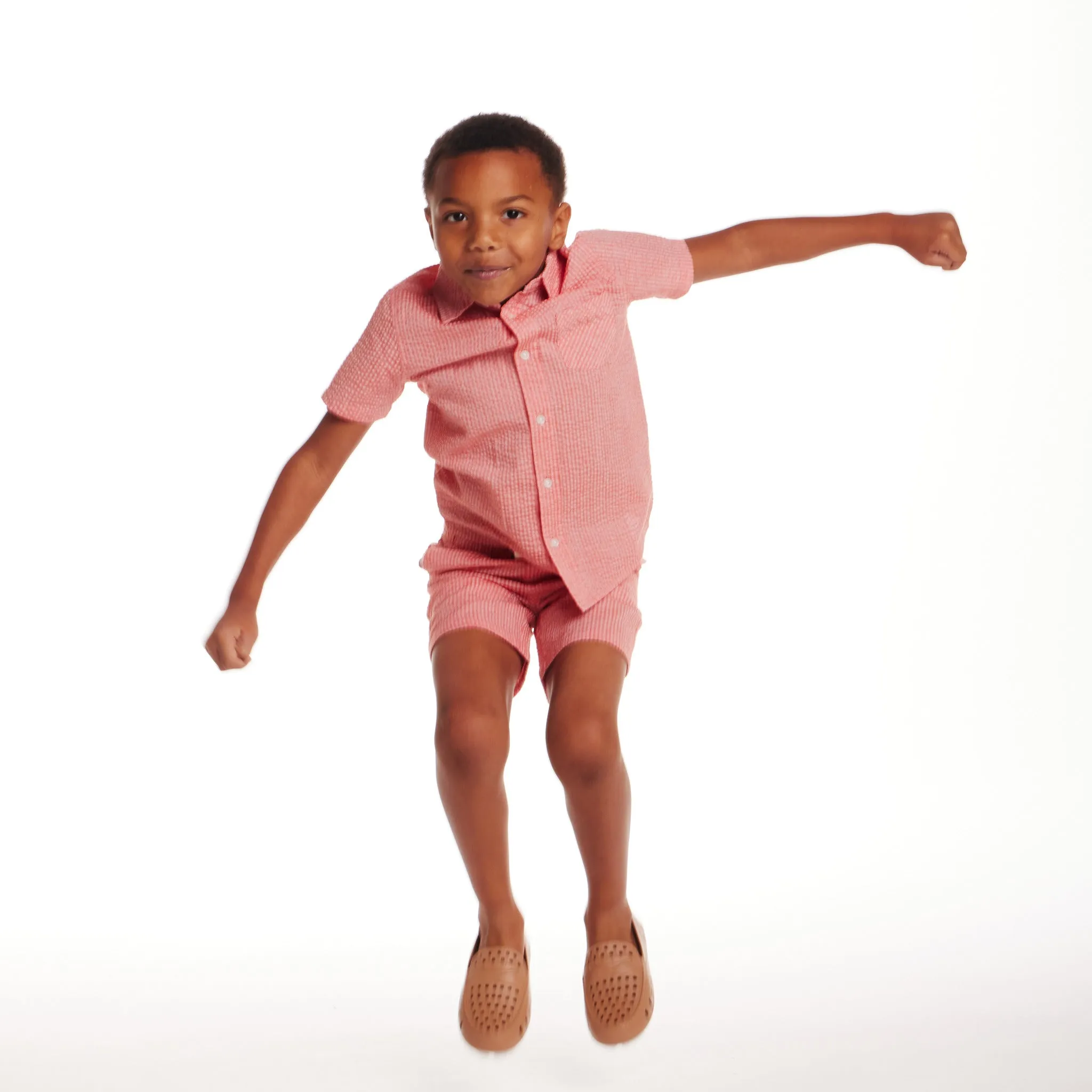 Kids (2-8) Short Sleeve Buttondown & Short Set | Coral Seersucker