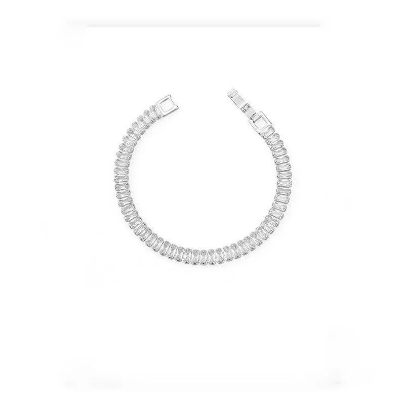 Simple Temperament Zircon Bracelet