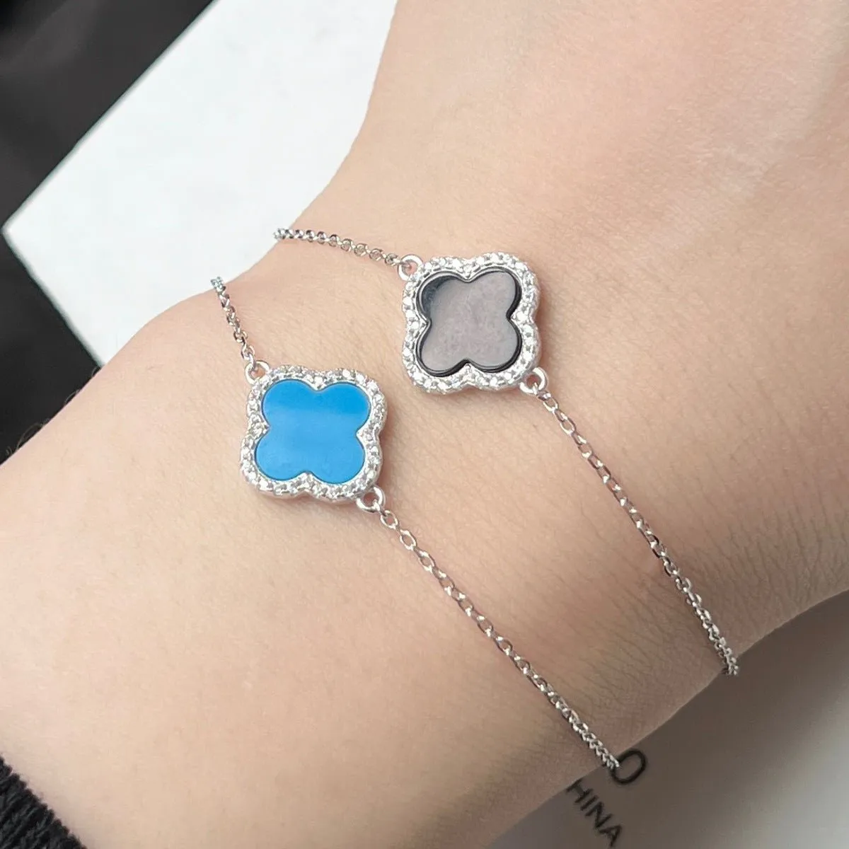 Sparkle flower bracelet