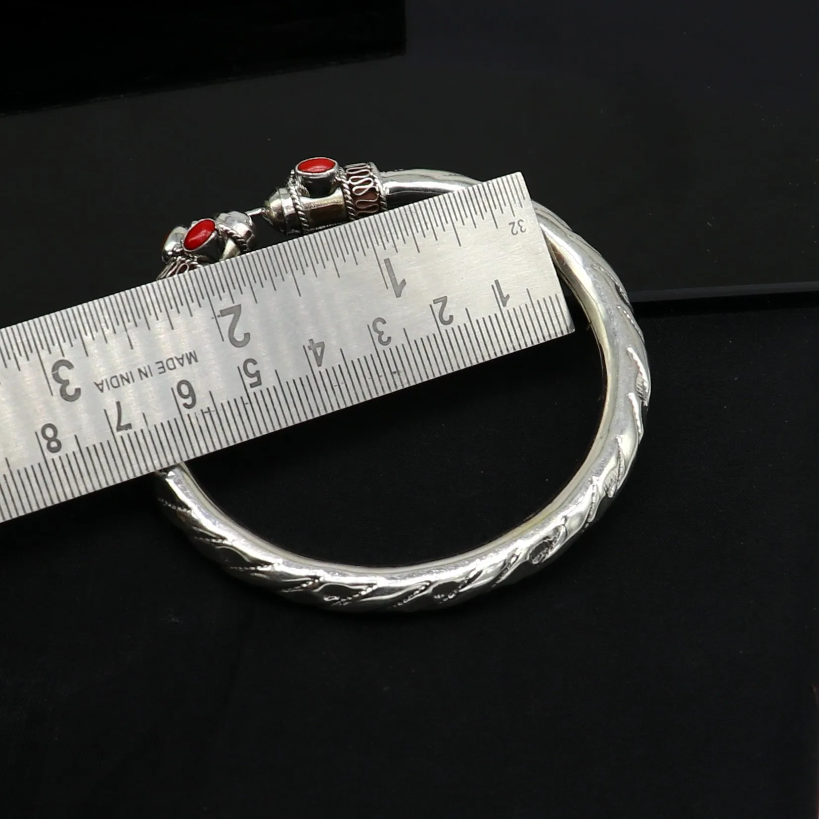 Stylish fancy customized 925 sterling silver men's and women's bangle cuff bracelet, gorgeous gifting jewelry  india nssk312