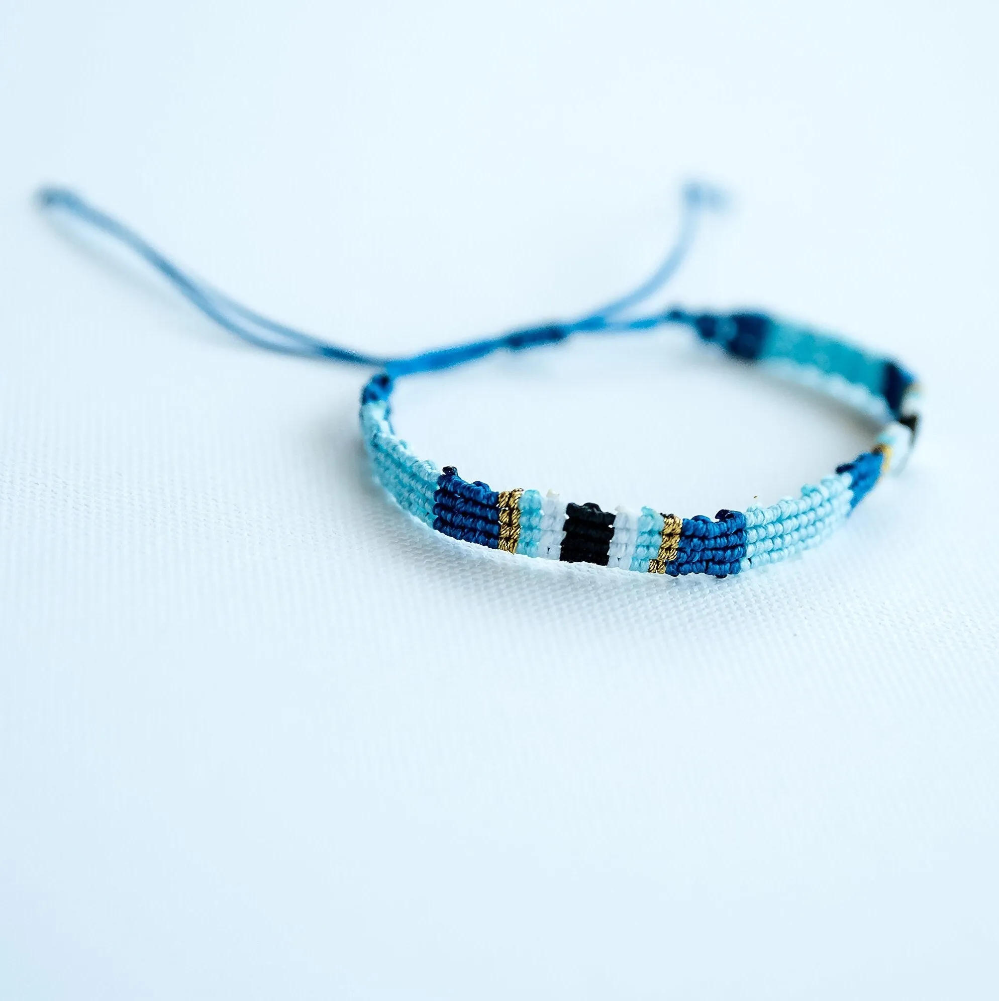 Unisex Friendship Bracelet