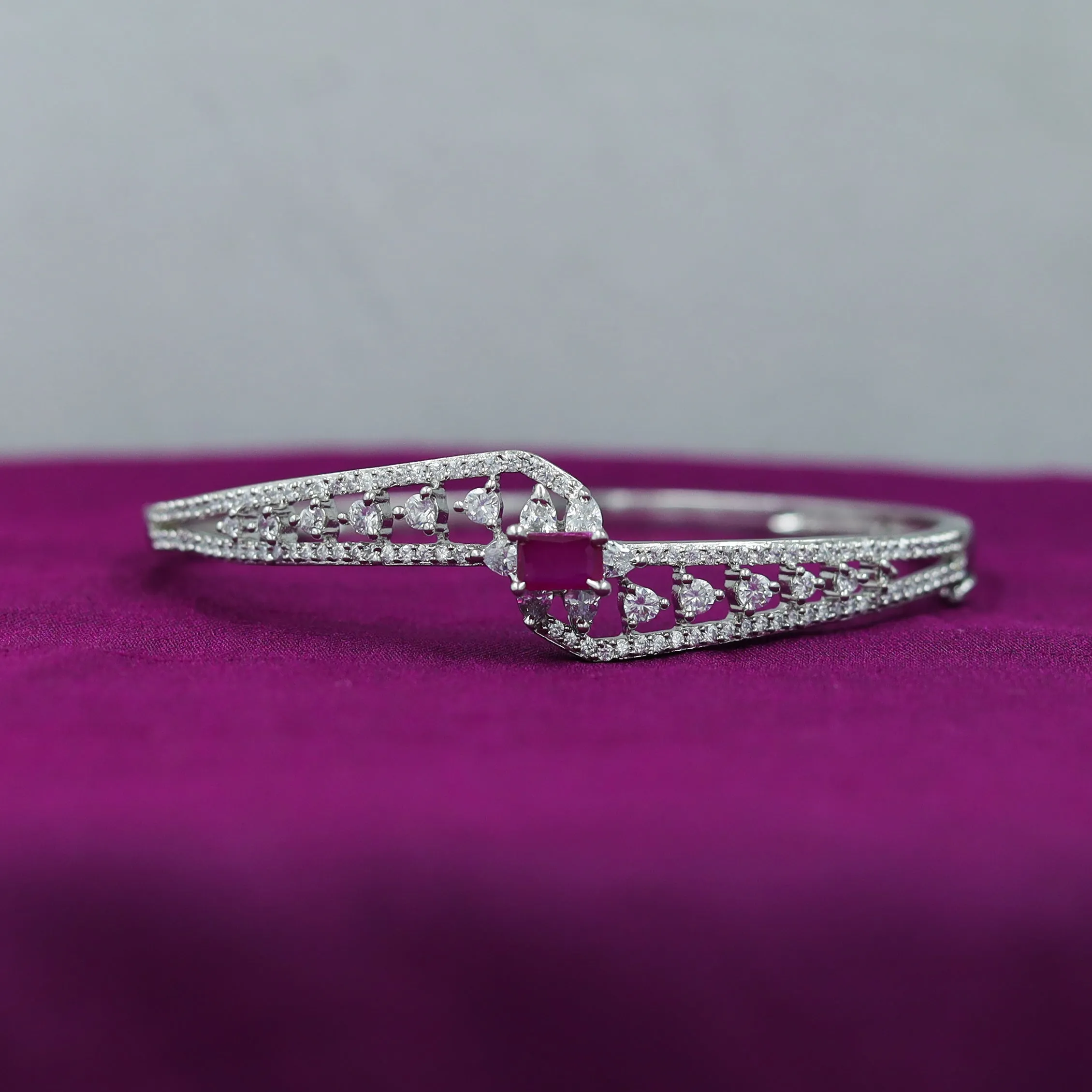 Zircon/AD Bracelet 11697-11